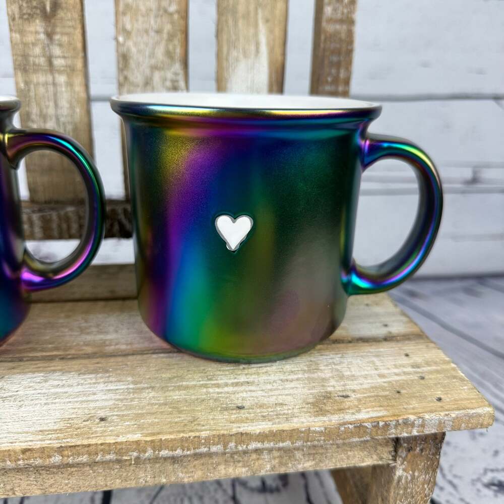 💖 Iridescent Heart Coffee Mugs (Set of 2) – Camp Style Valentine’s Day Gift - Picture 3 of 3